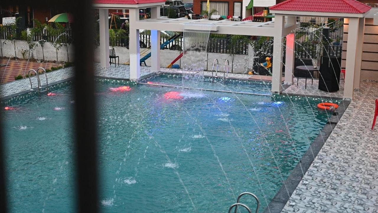 Moon Star Beach Resort 曼达莫尼 外观 照片