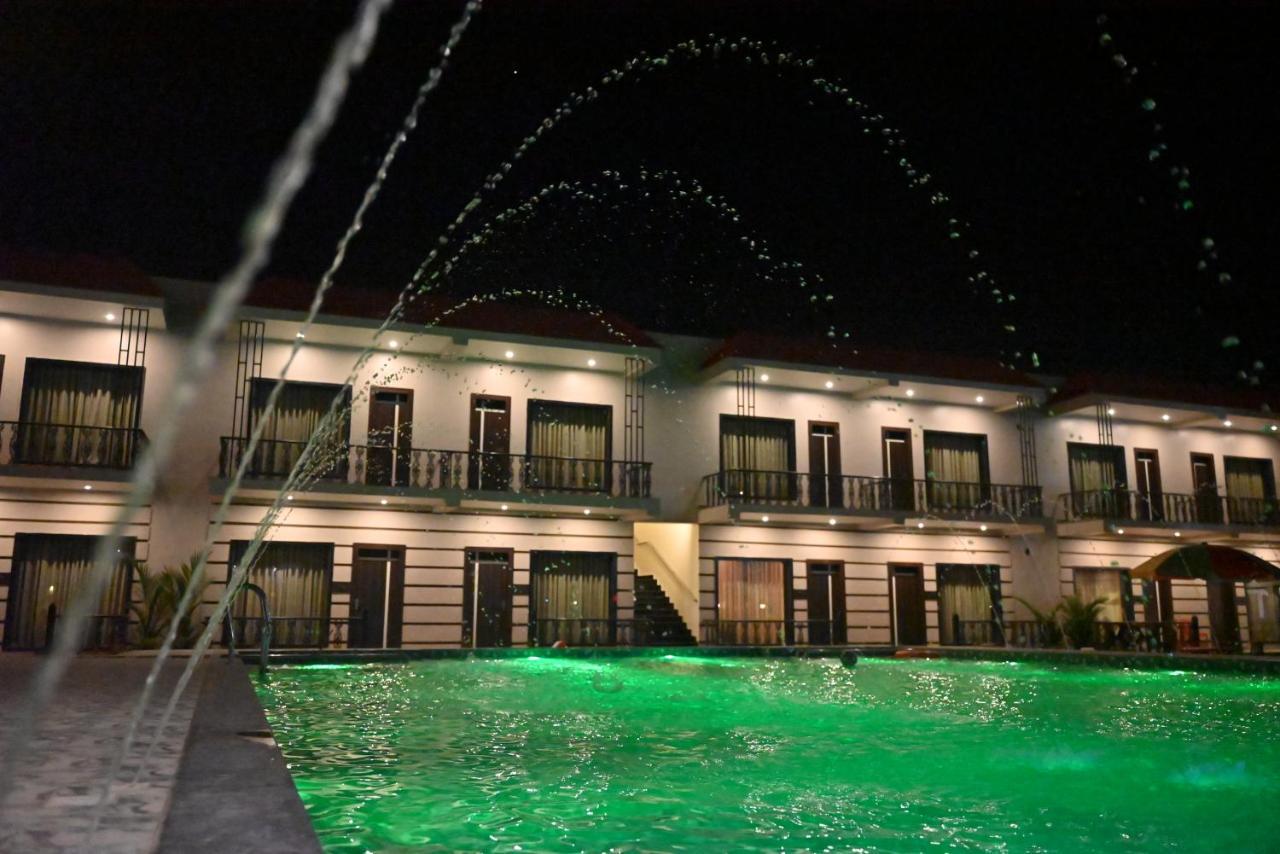 Moon Star Beach Resort 曼达莫尼 外观 照片